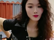 Asian beauty sexy dance - Blow small bubbles